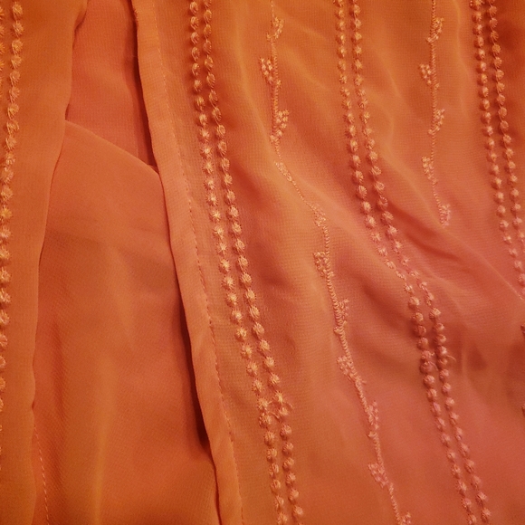 AB Studios flowy tank - Picture 6 of 6